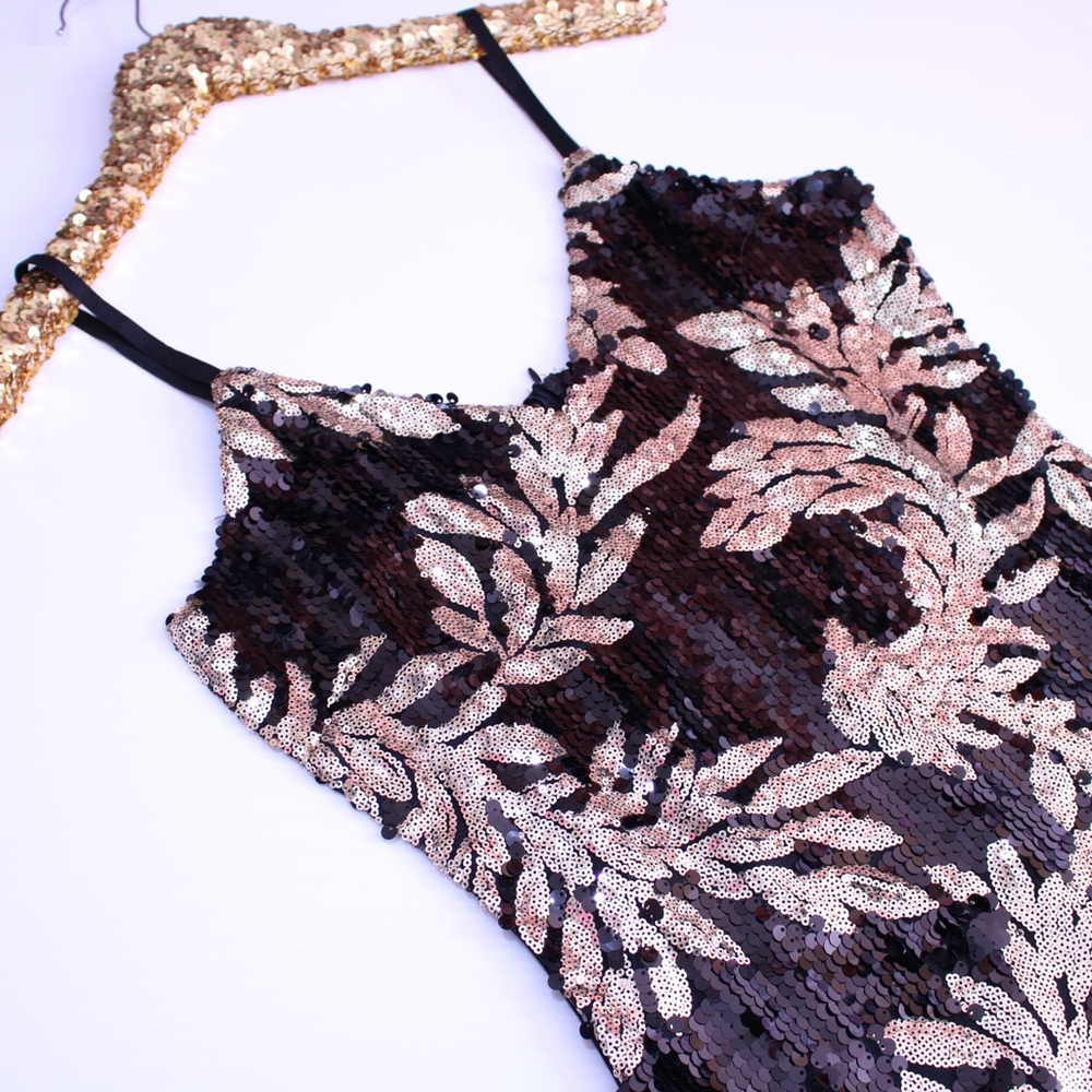 Black Gold Sequin Bodycon Mini Dress - Picture 6 of 7